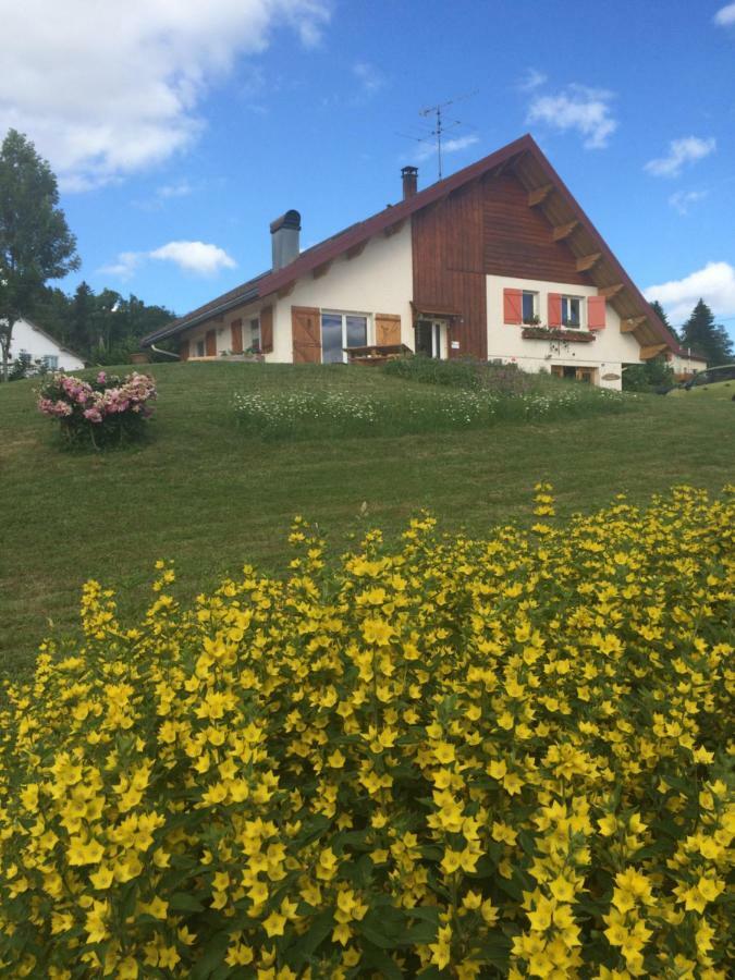 Au Charnet Bed & Breakfast Les Fourgs Luaran gambar