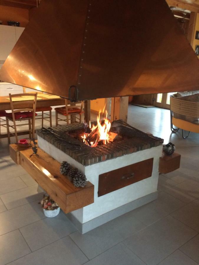 Au Charnet Bed & Breakfast Les Fourgs Luaran gambar